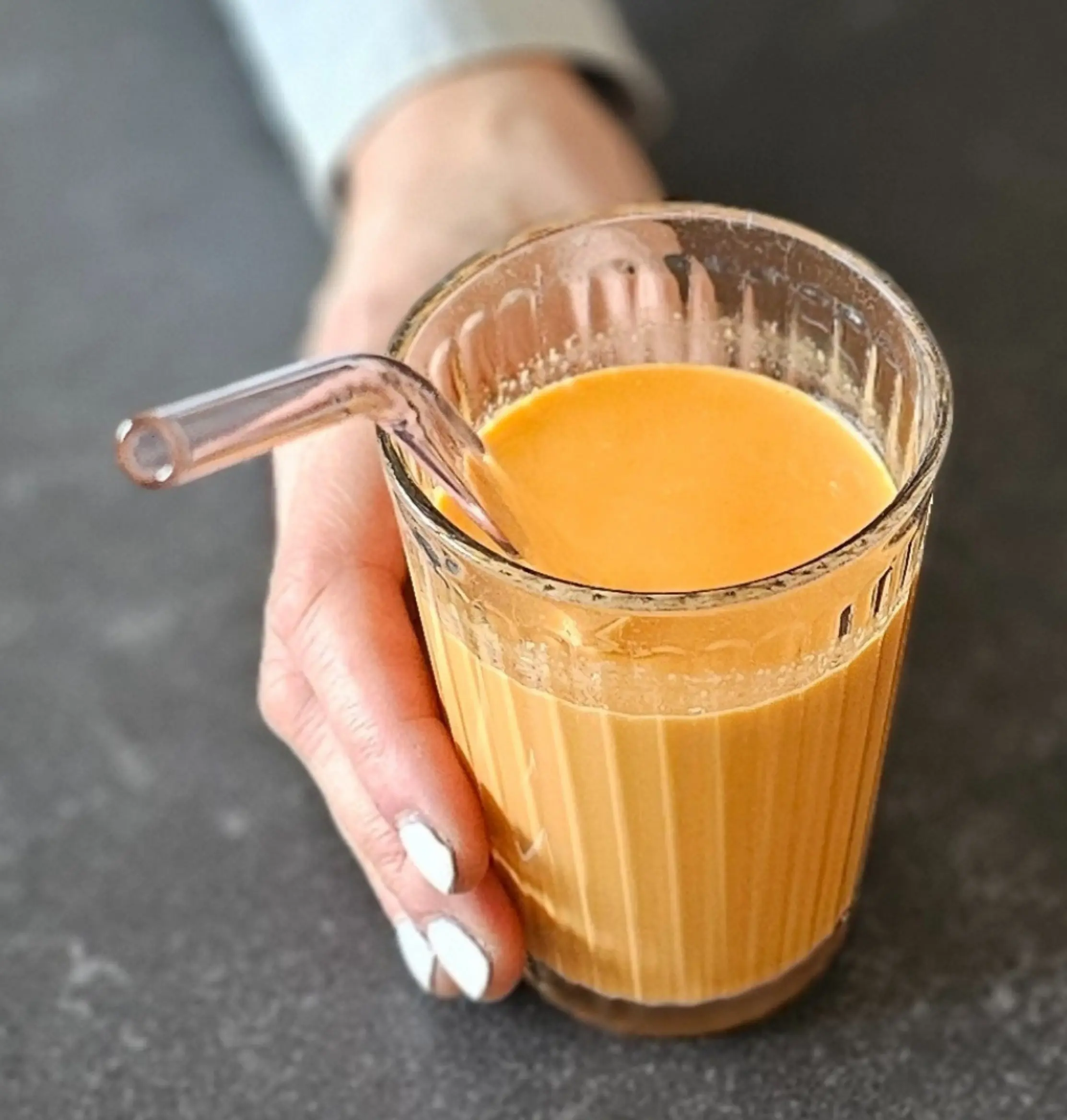 Hormonbooster Saft mit Karotten und Nüssen